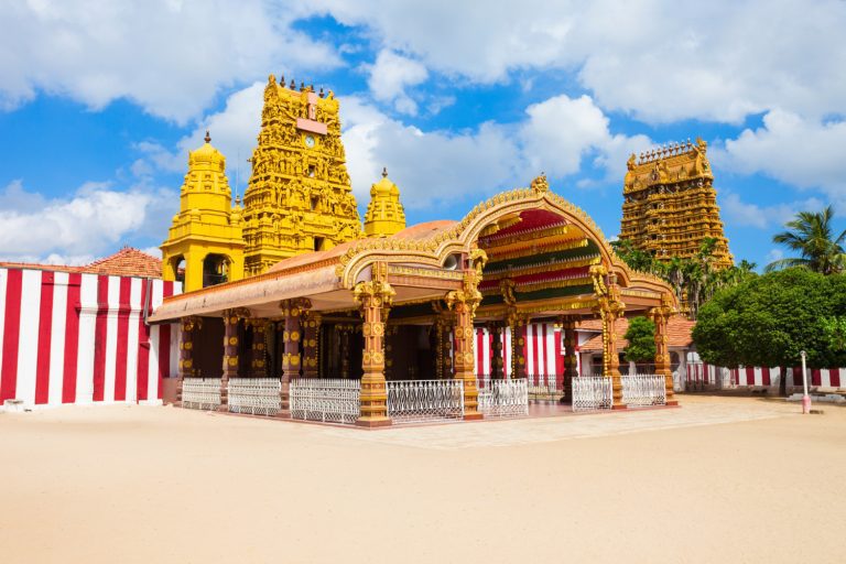Immerse yourself in the splendor of Nallur Kandaswamy Kovil in Jaffna, made accessible with flights to Jaffna by DP Aviation